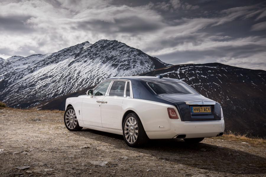  Rolls-Royce Phantom 2017 года  (WW) (фото 58 из 75)